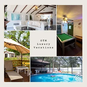 Private Waterfront Pool With Game And Stunning Mother-in-law Suite! Holiday home